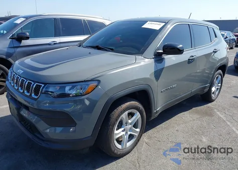 2023 Jeep Compass Sport 4X4 z USA, uszkodzony, nr VIN 3C4NJDAN8PT538530